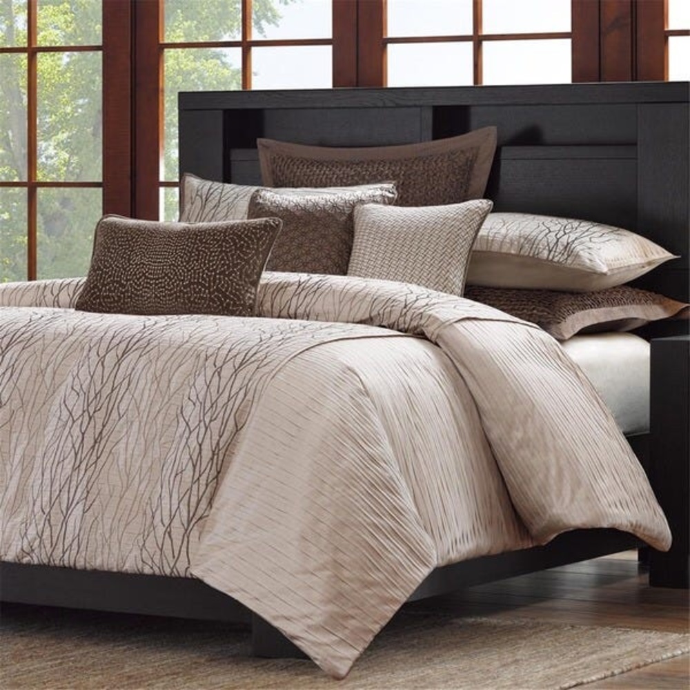 Metropolitan Home Bedding
